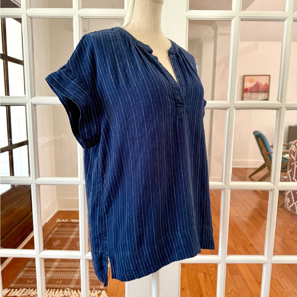 Lou & Grey Oversized Linen Top - Picture 6 of 10